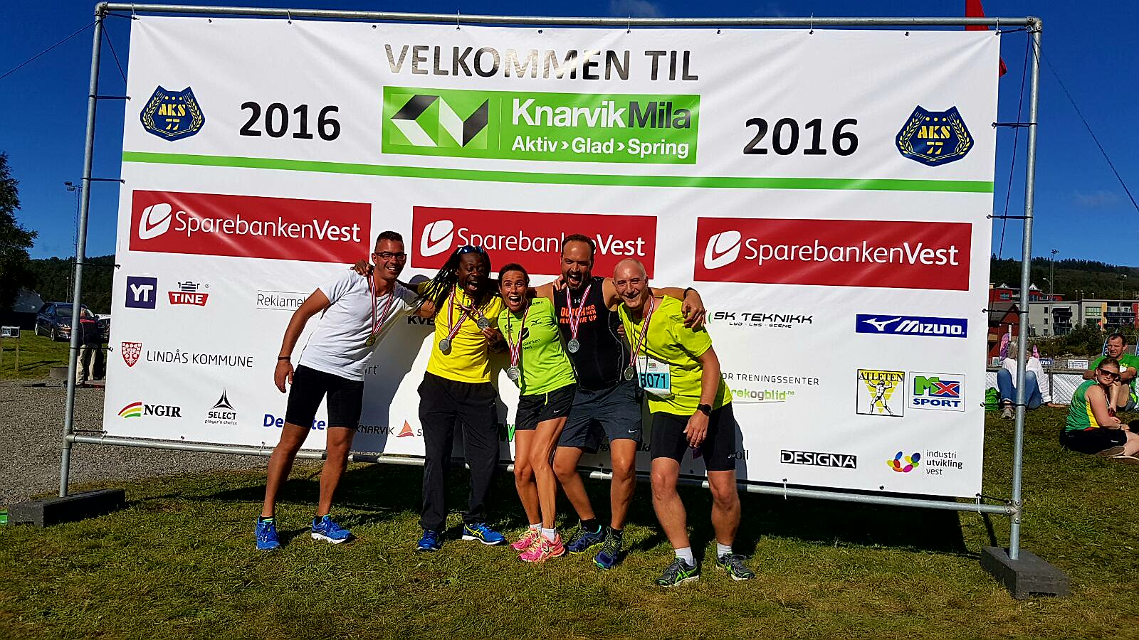 Eshter, gezelligheid na de finish