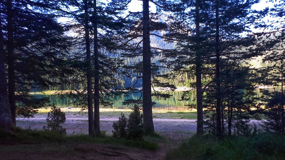 Hardlopen in Montenegro - eerste aanblik meer