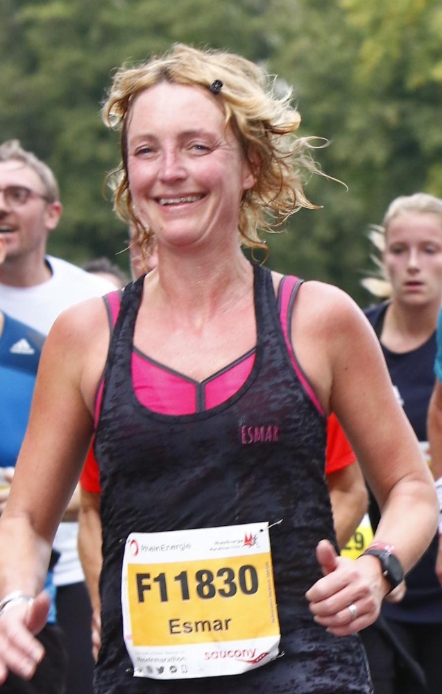 Halve marathon Keulen - Esmar blij